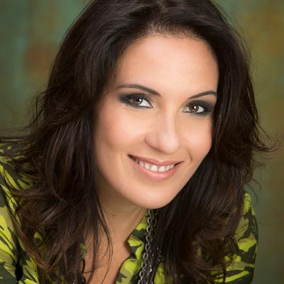 EP18: Apresentadora Andrea Duque