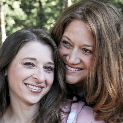 Episode #11- Jennifer and Sarah Hart