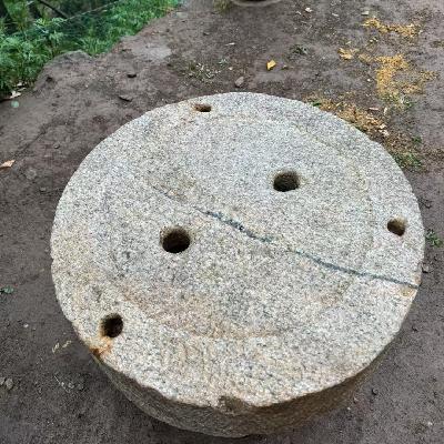 端午雨天继续闲聊|终南山住山八卦日常，喜欢干活的木白师父与喜欢喝酒的和尚师父，柴米油盐皆悟道吃喝拉撒尽修行|附石榴的五行