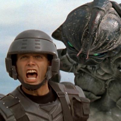 Ep. 221 Starship Troopers / Invasión