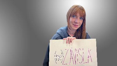 L Rakovina zpěvačce vzala rodiče i babičku: Nebojím se smrti, ale umírání, přiznala Radana Labajová L Rakovina zpěvačce vzala rodiče i babičku: Nebojím se smrti, ale umírání, přiznala Radana Labajová