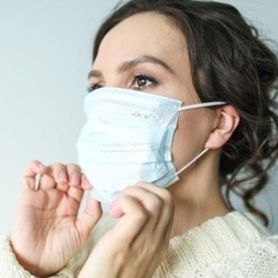 Lo que dice la mascarilla