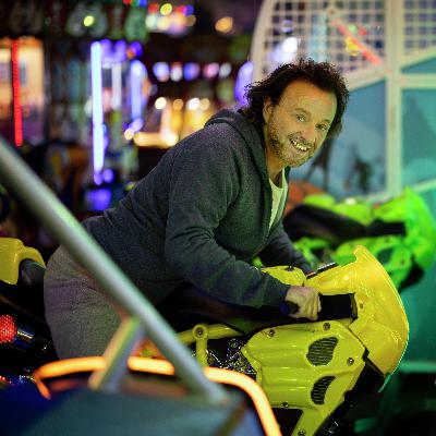 Hvad sker der for Dennis Knudsen? Hvad sker der for Dennis Knudsen?