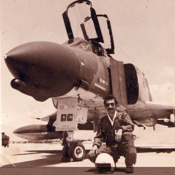 شکارچی اوزا - داستان خلبان حسین خلعتبری شکارچی اوزا - داستان خلبان حسین خلعتبری