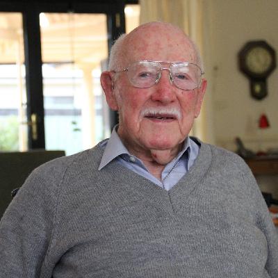 Laurence Clark & The Queen Of The Skies (Qantas Boeing 747)