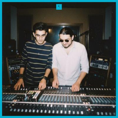 ساعت ۵ (نهمین یاسمن سفید -همراه با میم مشرفی)