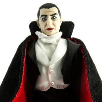 Dracula vs. James Bond: Van Helsing (2004) Dracula vs. James Bond: Van Helsing (2004)
