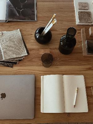 Should You Start a Substack? Here’s What You Need To Know