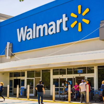 US Walmart hires 20,000 full-time workers its supply chain for peak season US Walmart hires 20,000 full-time workers its supply chain for peak season