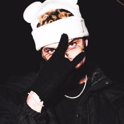 EP 585 - Yung Souza EP 585 - Yung Souza