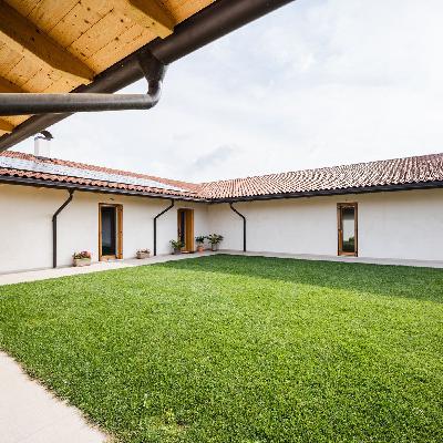 Case in Legno e Paglia: Il Futuro dell'Abitare Sostenibile