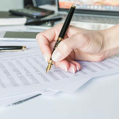 Objetivo del Auditor en el examen de los efectos y cuentas por cobrar