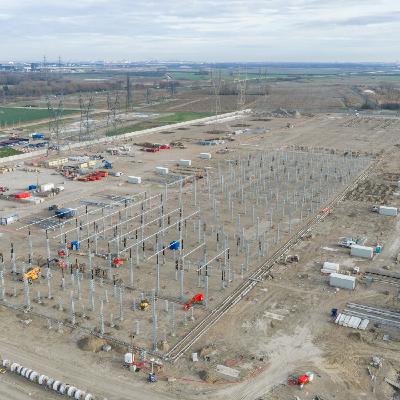 Au coeur du chantier : Un nouveau poste électrique "Flandre Maritime" proche de Dunkerque