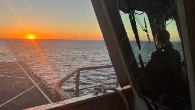 Reportaje: El último atardecer de Dédalo - Así es la vida a bordo del buque Galicia de la Armada