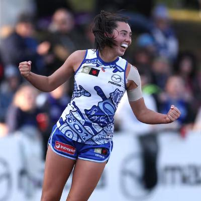 Shinboner Series #8 - Irish Superstar Blaithin Bogue Joins the Pod!