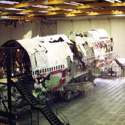 Episode 10: TWA Flight 800