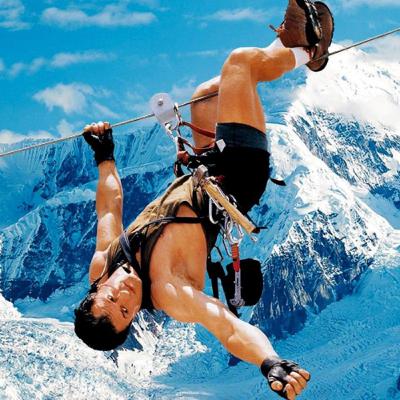 72. Cliffhanger (1993)