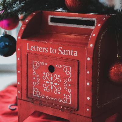Santa takes calls from the kids on The Andrew Carter Morning Show Santa takes calls from the kids on The Andrew Carter Morning Show