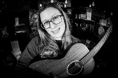 Discovering Vermont’s Own: Emma Cook's Heartfelt Stories & Studio Secrets – Rocket Shop Radio – 30 April 2025 Discovering Vermont’s Own: Emma Cook's Heartfelt Stories & Studio Secrets – Rocket Shop Radio – 30 April 2025