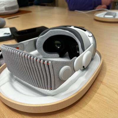 I got a DEMO of the APPLE VISION PRO!