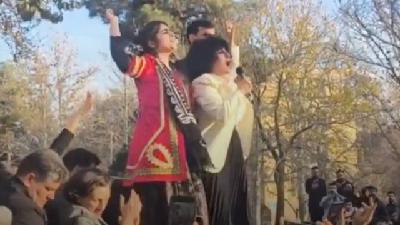 خانواده پوران ناظمی «هیچ اطلاعی» از وضعیت این فعال مدنی بازداشتی ندارند خانواده پوران ناظمی «هیچ اطلاعی» از وضعیت این فعال مدنی بازداشتی ندارند