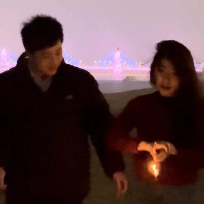 E37 对话陈曦:和爱情结婚后,不必考虑太多“得到” E37 对话陈曦:和爱情结婚后,不必考虑太多“得到”