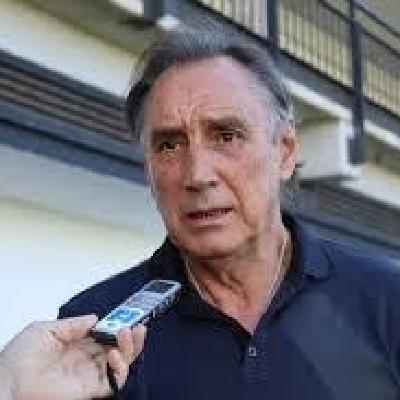 Capítulo 144: Miguel Angel Portugal - Al salir del Real Madrid, llegué a jugar al Fútbol Sala unos meses Capítulo 144: Miguel Angel Portugal - Al salir del Real Madrid, llegué a jugar al Fútbol Sala unos meses