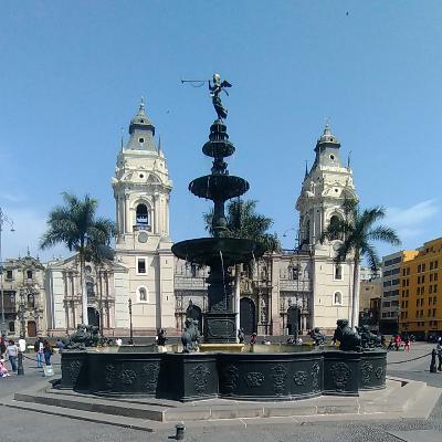 La Pileta de la Plaza Mayor de Lima