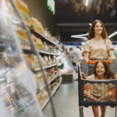 Black Friday: data mais esperada do ano para o varejo movimenta supermercados