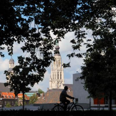 Innovating in Cities - Scaling up and scaling out CoGhent…