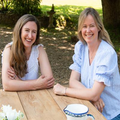 Rachel & Victoria - Teakunique