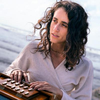תרגיל נשימה, 4 דקות, לנקות מתח ולחדש אנרגיות. עם בת שבע תרגיל נשימה, 4 דקות, לנקות מתח ולחדש אנרגיות. עם בת שבע