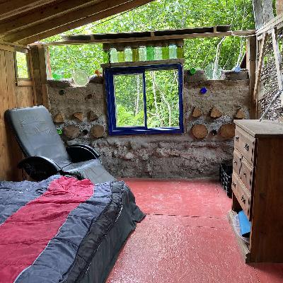 14 | Living in Alaskan Wilderness for a Month- With Anna and Laura Willis