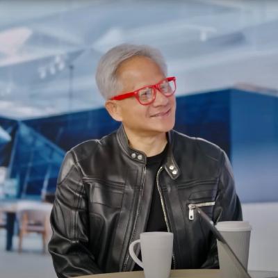 黄仁勋：摩尔定律已死，OpenAI将是下个「数兆美元巨兽」