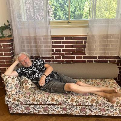 JIŘÍ DAVID: TVÁŘE JSOU ŠKRÁBANCE Z MÝ LEBKY