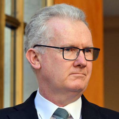 Man's visa revoked after attending Sydney Neo-Nazi rally Man's visa revoked after attending Sydney Neo-Nazi rally