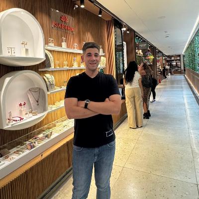 Rodrigo Rasina #103 | Cliente da estrutura econômica: Como identificar e vender para ele. Rodrigo Rasina #103 | Cliente da estrutura econômica: Como identificar e vender para ele.