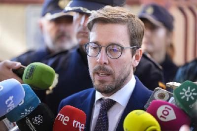 Francisco Toscano, subdelegado del gobierno en Sevilla garantiza un dispositivo adaptado a las necesidades de la coincidencia en 2026 de la Feria con la Final de la Copa del Rey Francisco Toscano, subdelegado del gobierno en Sevilla garantiza un dispositivo adaptado a las necesidades de la coincidencia en 2026 de la Feria con la Final de la Copa del Rey