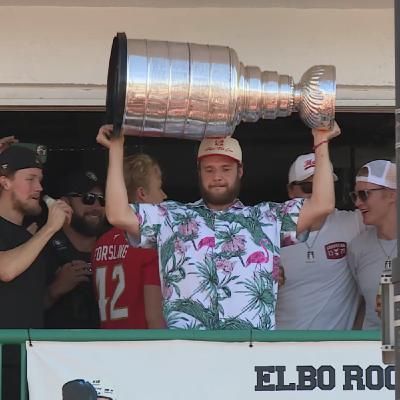 Бары, сигары и Кубок Стэнли во Флориде / Stanley Cup and champs stay in Florida.