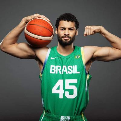 Mãozinha fala sobre NBA e seleção brasileira