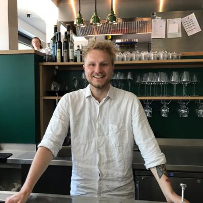 Restaurant Klinker | Auf ein Bier mit Aaron
