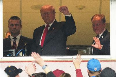 President Trump talks about why he loves sports and gives some insights into how the USA is doing.