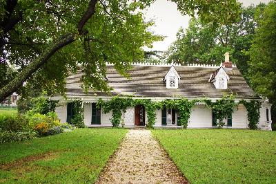 Season 2, Episode 1: Alice Austen House Season 2, Episode 1: Alice Austen House