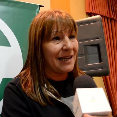 Clarisa Pérez: "Va a haber un bono antes de las fiestas para los trabajadores municipales de Quilmes" Clarisa Pérez: "Va a haber un bono antes de las fiestas para los trabajadores municipales de Quilmes"