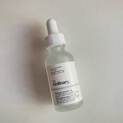 Ingredient Spotlight: Hyaluronic Acid, The Hydration Hero!