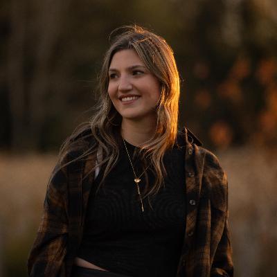 From Setback to Spotlight: Angelica Appelman’s Rise in Country Music