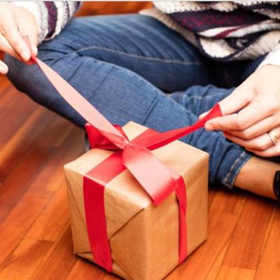 S10E08 - How To Unbundle Yourself (When you're too expensive)