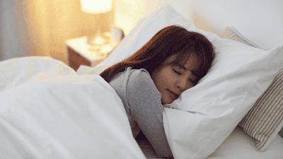 #349: Better Sleep After 40: Fix Hormonal and Busy-Life Sleep Struggles