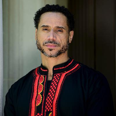 #049: The Walking Quran: Insights from Islam in Africa w/ Dr. Bilal Ware