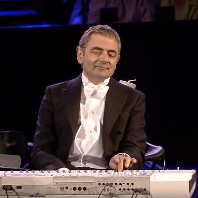 Mr. Bean Live Performance at the London 2012 Olympic Games (w/ Brandon)